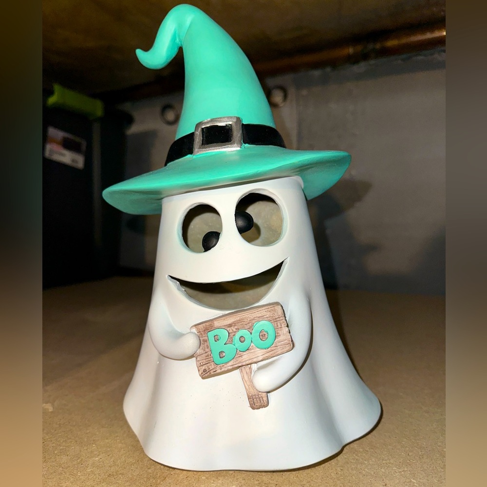 Halloween “Silly” Ghost 👻🎃